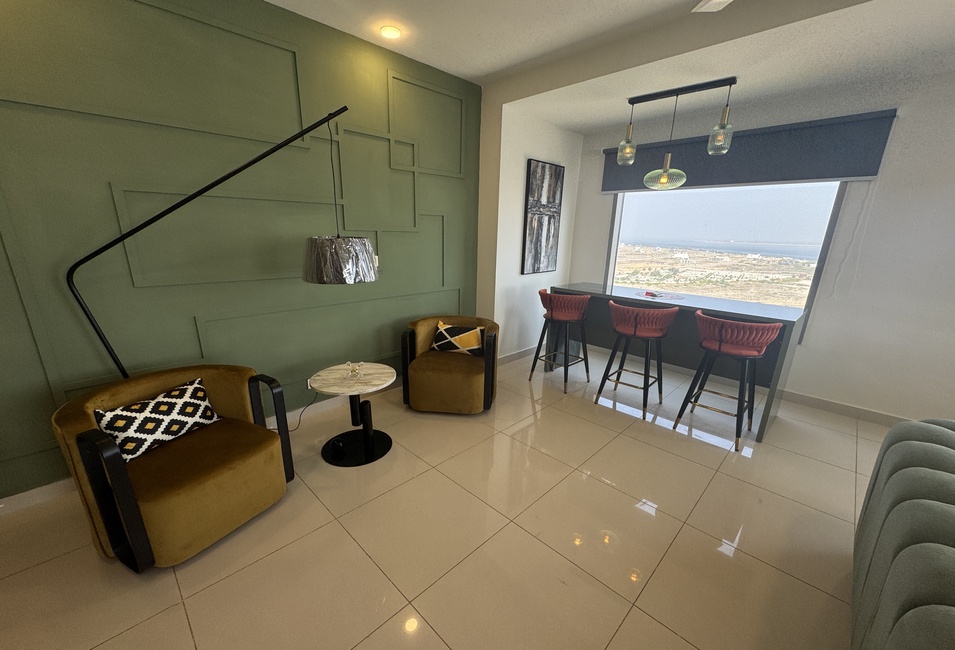 Luxury 2-Bedroom Sea-Facing Apartment in Emaar Karachi – Book Direct
